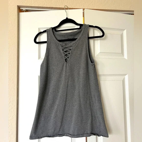 Plus Size Torrid 00 Grey Tank Top - Picture 1 of 3